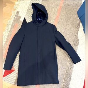 COS Men’s Winter Jacket. Dark navy.